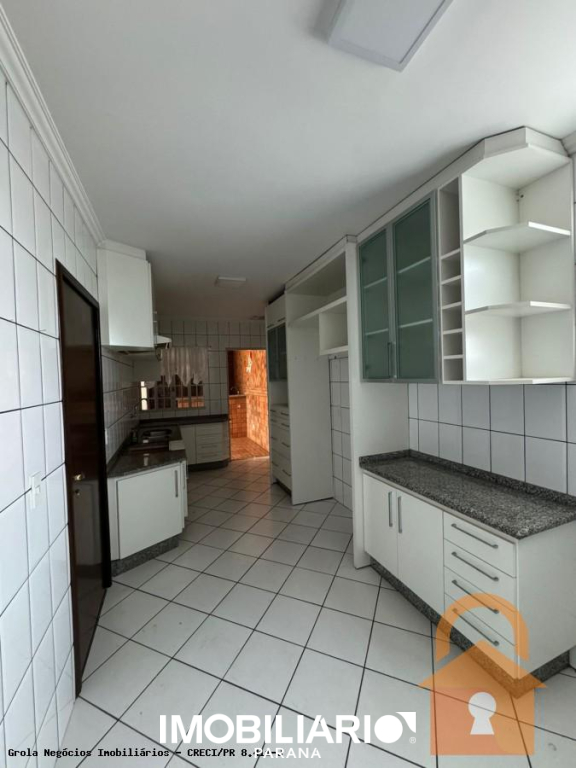 Apartamento para  Alugar em Campo Mourão pela Grola Negócios Imobiliários