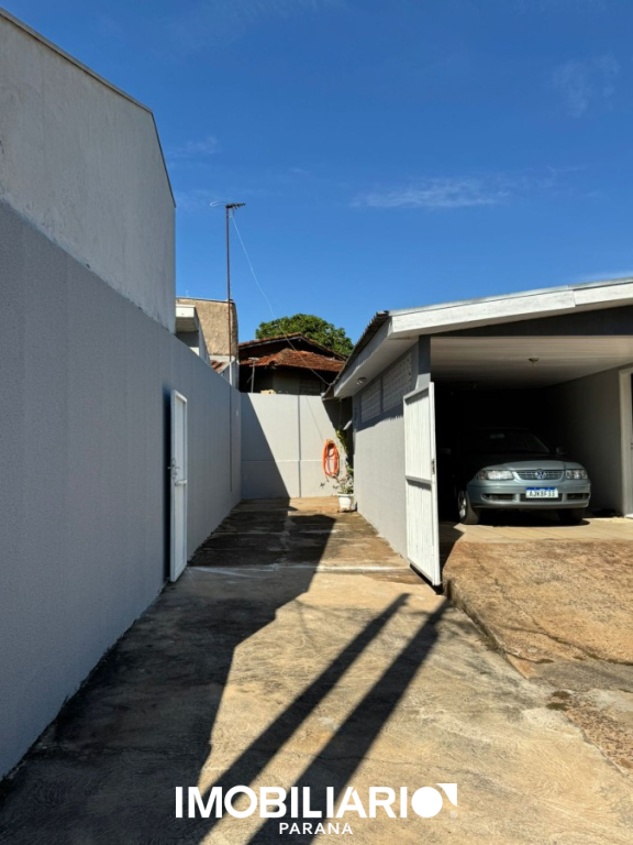 Residência para  Venda em Umuarama pela Imobiliária Amizade