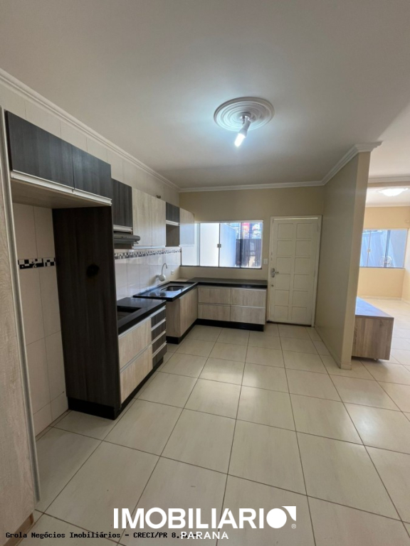 Residência para  Venda em Campo Mourão pela Grola Negócios Imobiliários