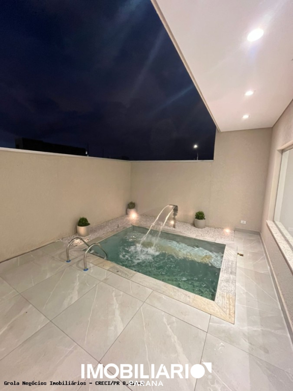 Sobrado para  Venda em Campo Mourão pela Grola Negócios Imobiliários