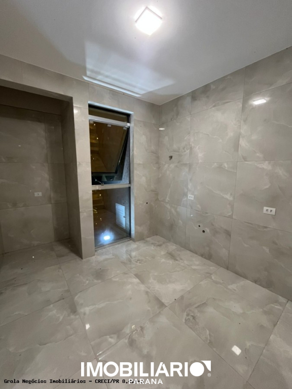 Sobrado para  Venda em Campo Mourão pela Grola Negócios Imobiliários