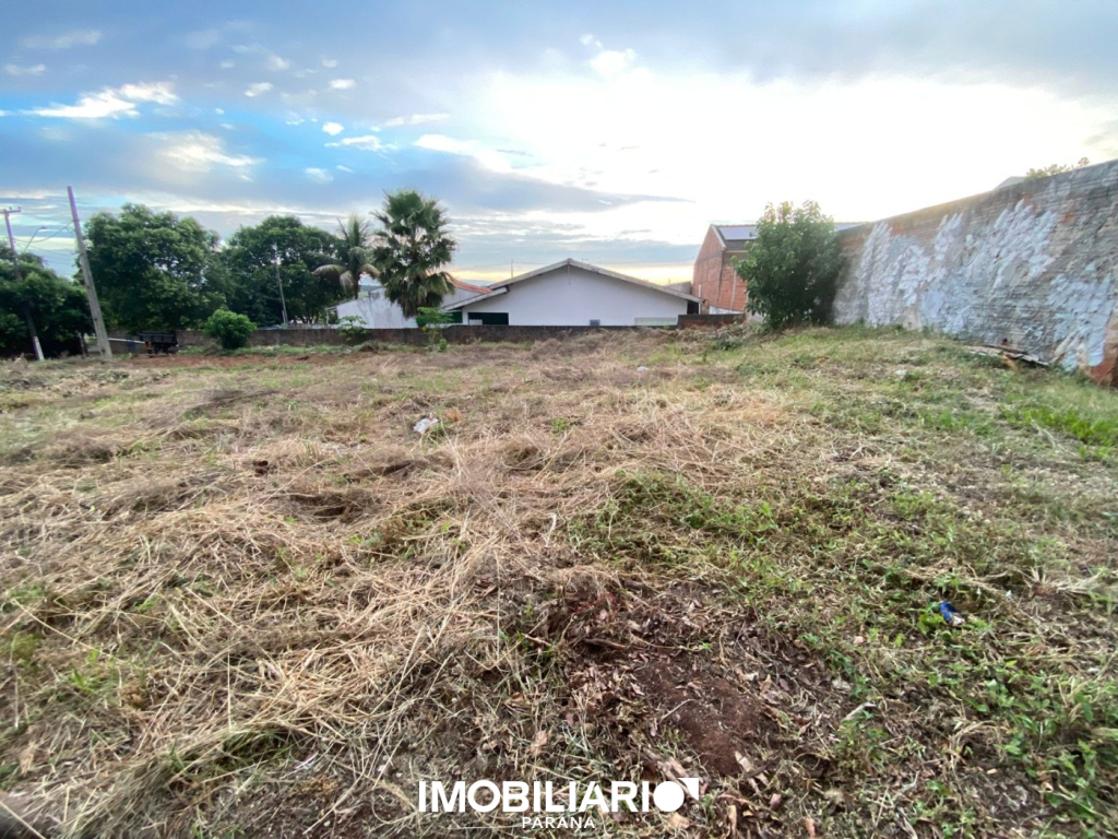 Terreno para  Venda em Umuarama pela Imobiliária Favorytta