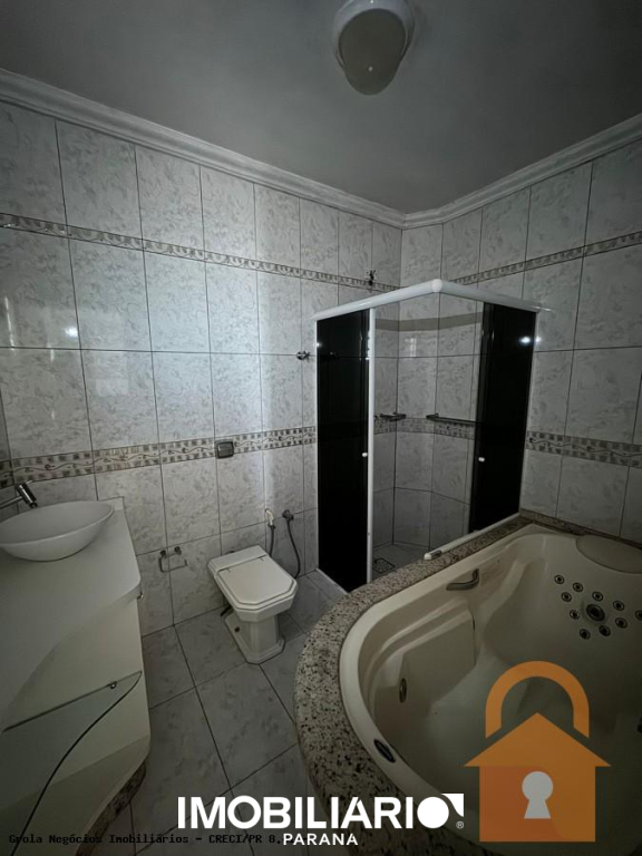 Prédio Comercial para  Venda em Campo Mourão pela Grola Negócios Imobiliários