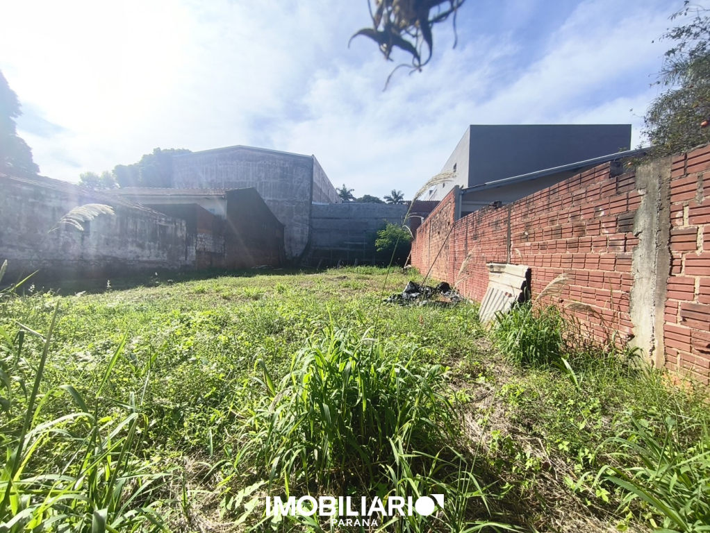 Terreno para  Venda em Umuarama pela Imobiliária Favorytta