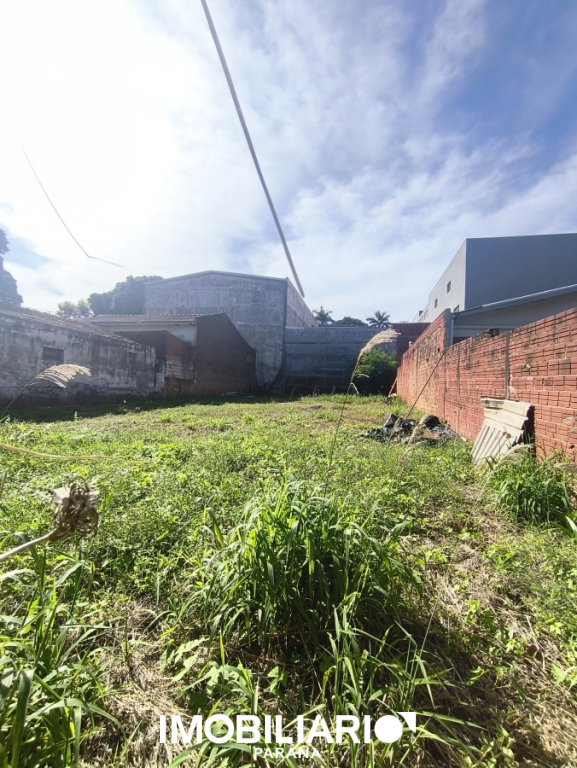Terreno para  Venda em Umuarama pela Imobiliária Favorytta