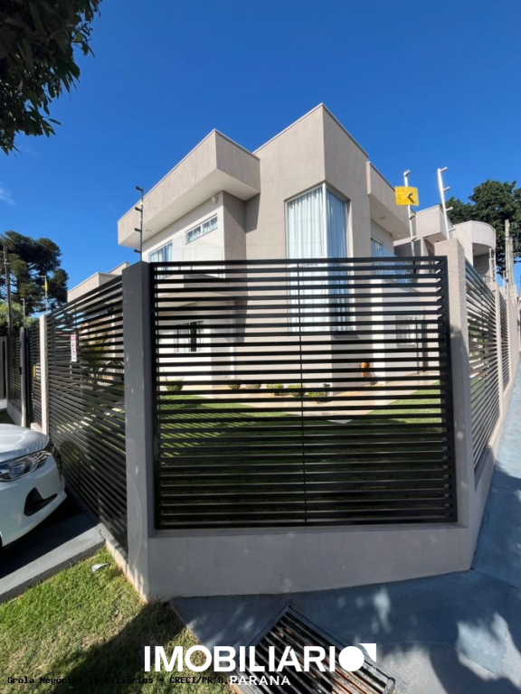 Sobrado para  Venda em Campo Mourão pela Grola Negócios Imobiliários