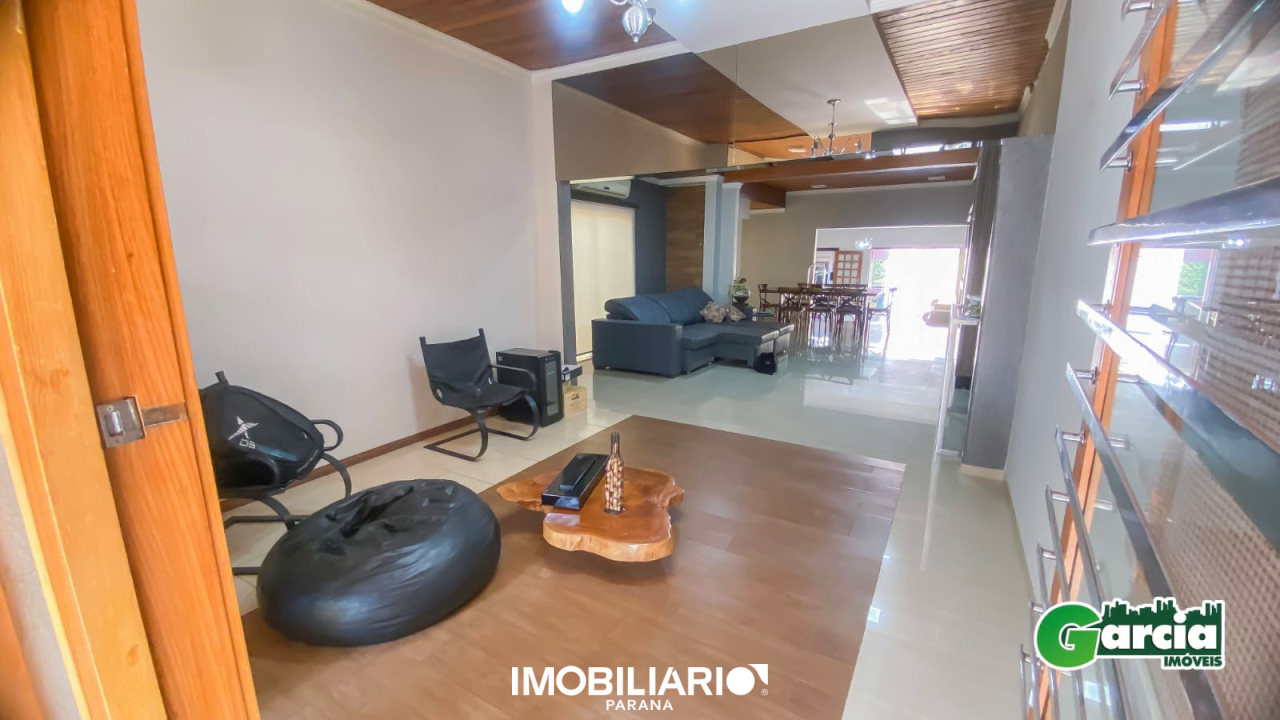 Residência para  Venda em Umuarama pela Garcia Imóveis