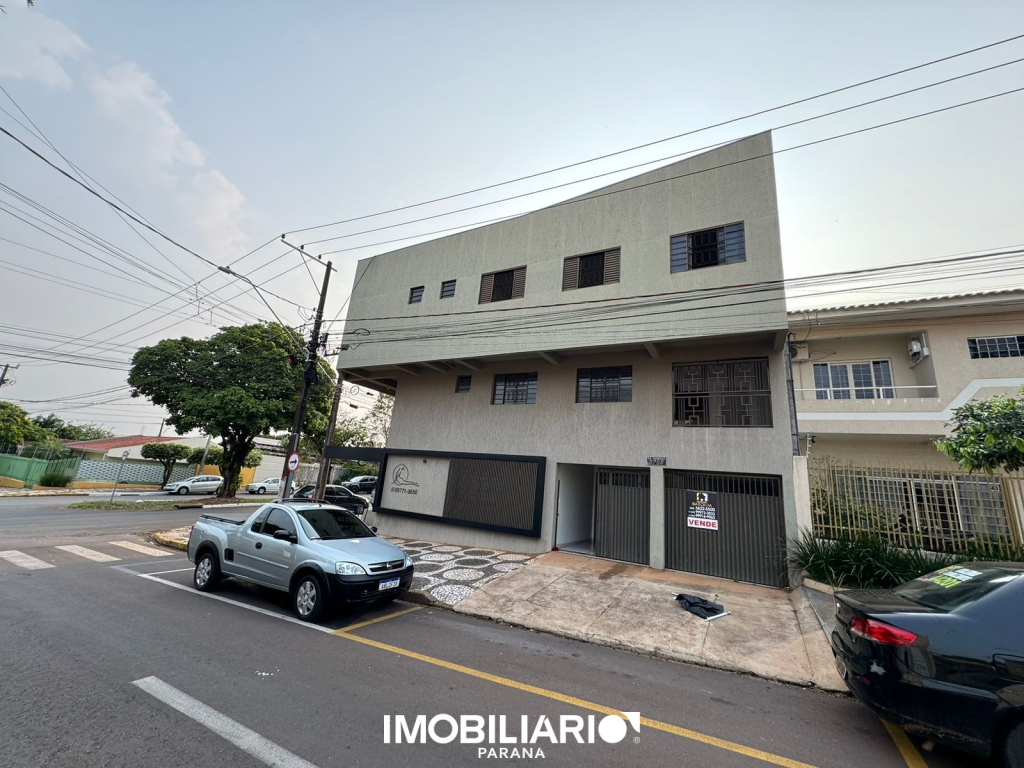 Apartamento para  Venda em Umuarama pela Babolim