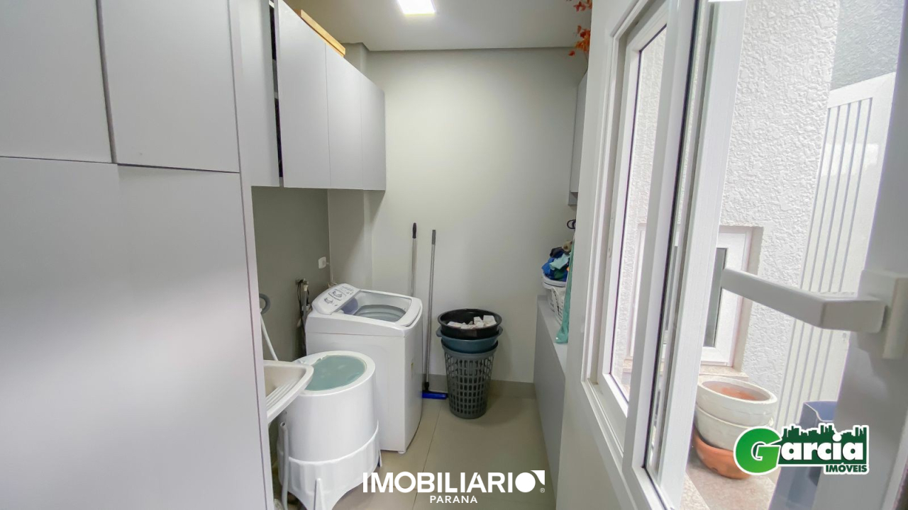 Residência para  Venda em Umuarama pela Garcia Imóveis