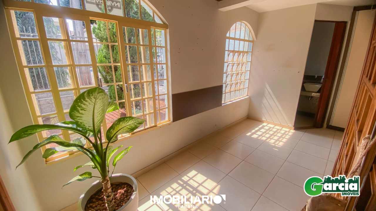 Residência para  Venda em Umuarama pela Garcia Imóveis