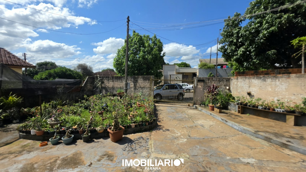 Residência para  Venda em Umuarama pela Imobiliária Triangulo