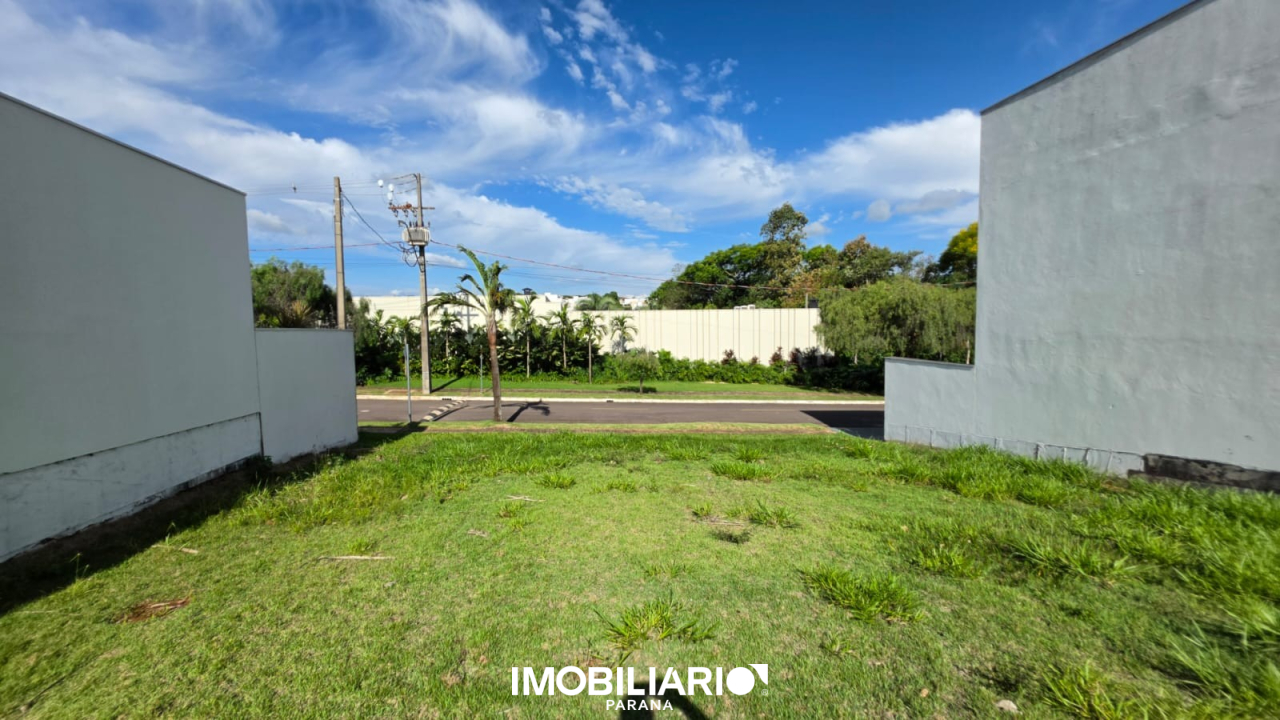 Terreno para  Venda em Umuarama pela Imobiliária Triangulo
