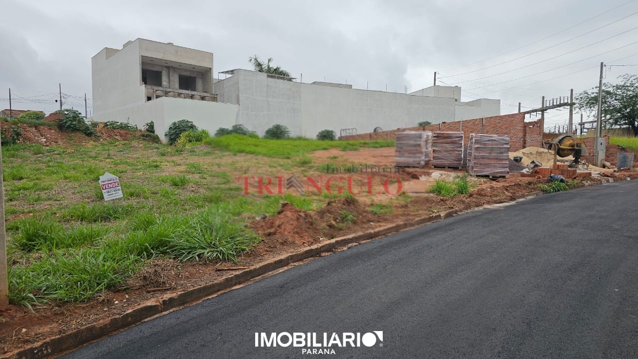 Terreno para  Venda em Umuarama pela Imobiliária Triangulo
