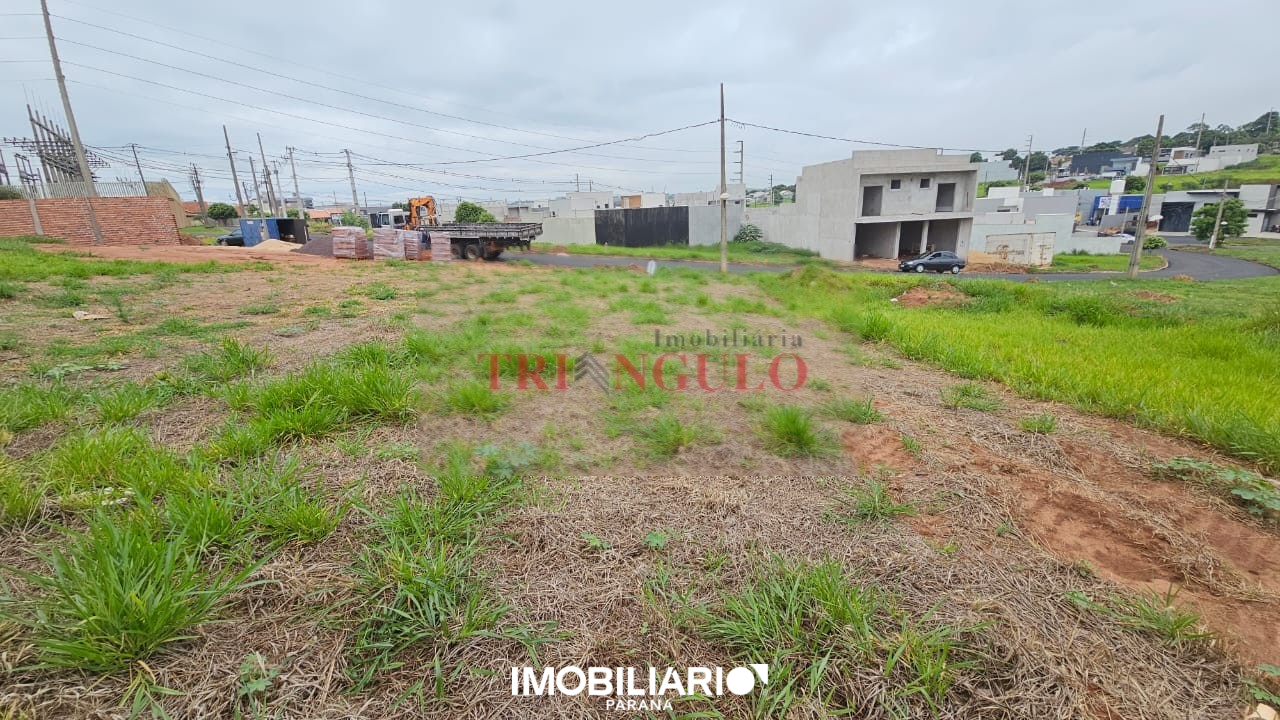 Terreno para  Venda em Umuarama pela Imobiliária Triangulo