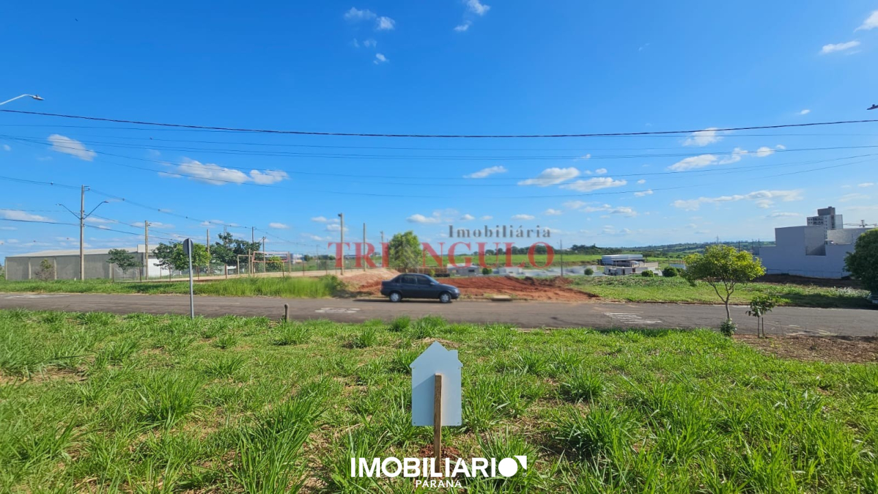 Terreno para  Venda em Umuarama pela Imobiliária Triangulo