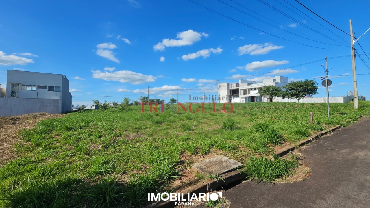 Terreno para  Venda em Umuarama pela Imobiliária Triangulo