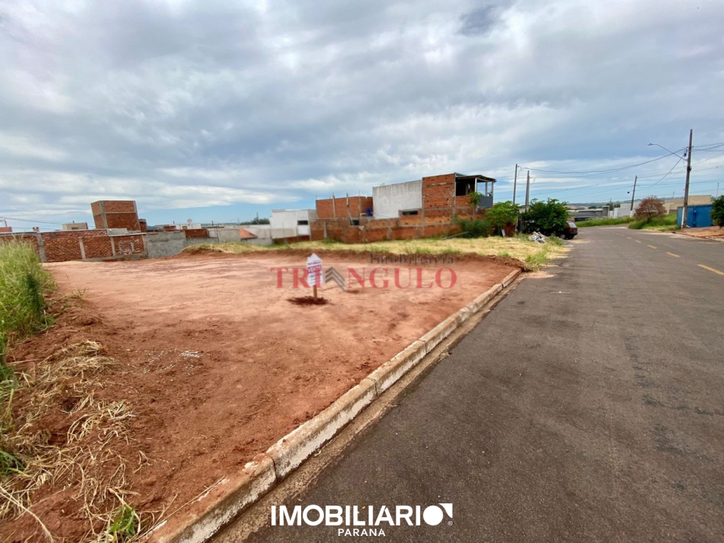 Terreno para  Venda em Umuarama pela Imobiliária Triangulo