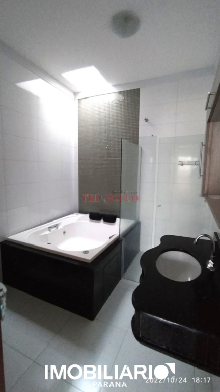 Sobrado para  Venda em Umuarama pela Imobiliária Triangulo