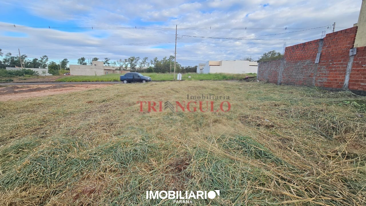 Terreno para  Venda em Umuarama pela Imobiliária Triangulo