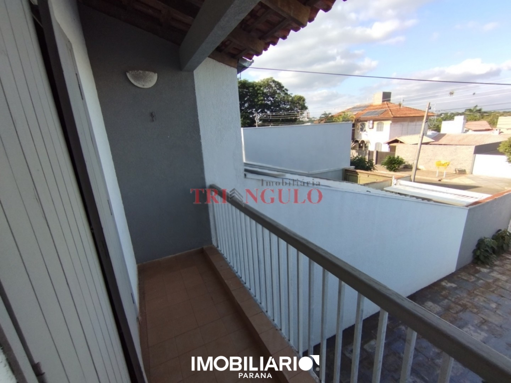 Sobrado para  Venda em Umuarama pela Imobiliária Triangulo