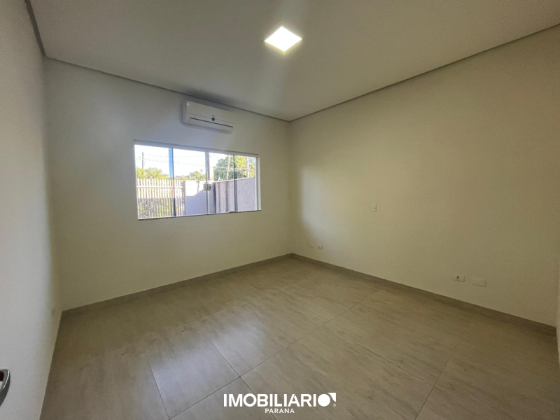 Residência para  Venda em Umuarama pela Ilha Bella