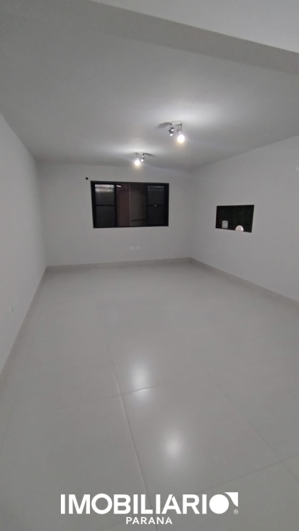 Sala Comercial para  Alugar em Umuarama pela Bom Imóveis
