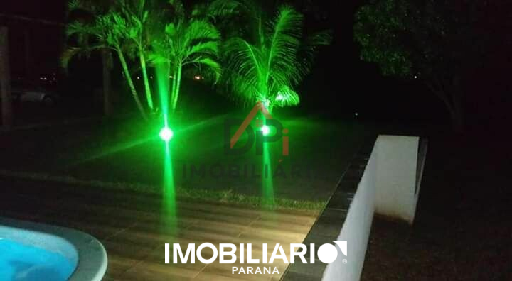 Iluminação no jardim
