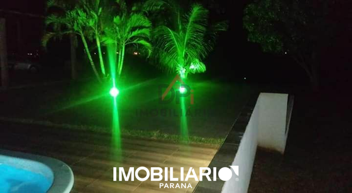 Iluminação no jardim