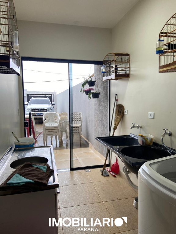 Sobrado para  Venda em Campo Mourão pela Casa fácil