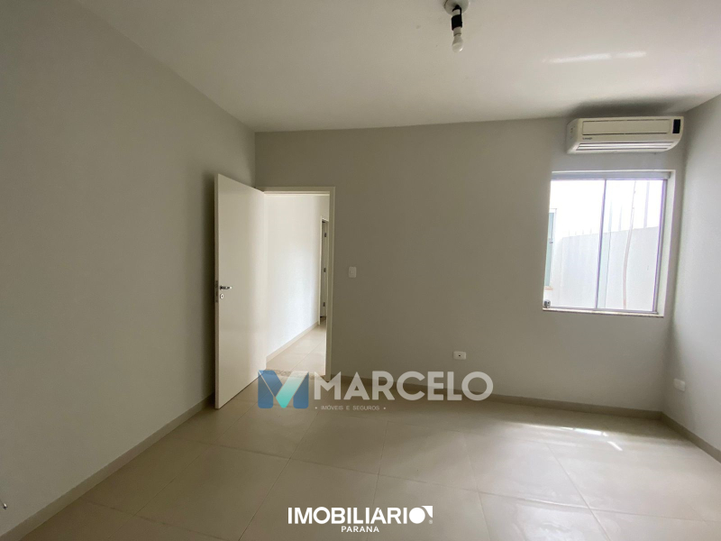 Residência para  Venda em Umuarama pela Marcelo