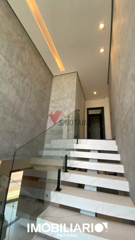 Sobrado para  Venda em Umuarama pela Shiotani Imóveis