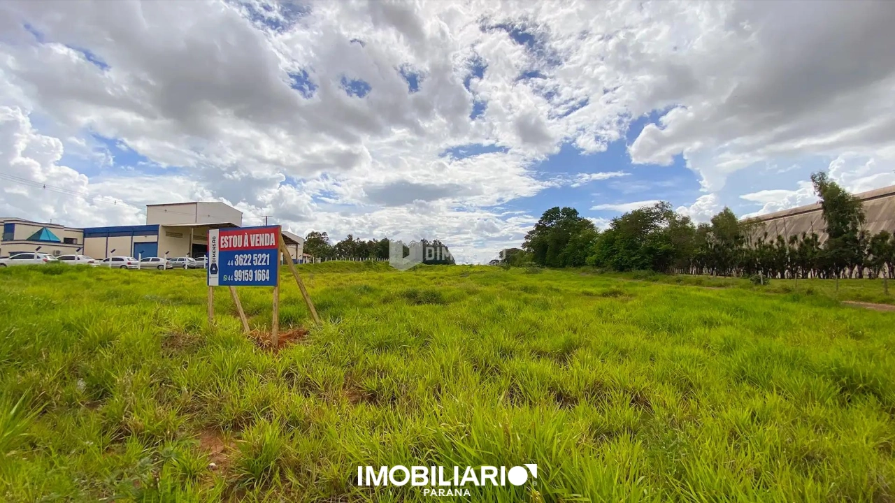 Loja Comercial para  Venda em Umuarama pela Dimensão