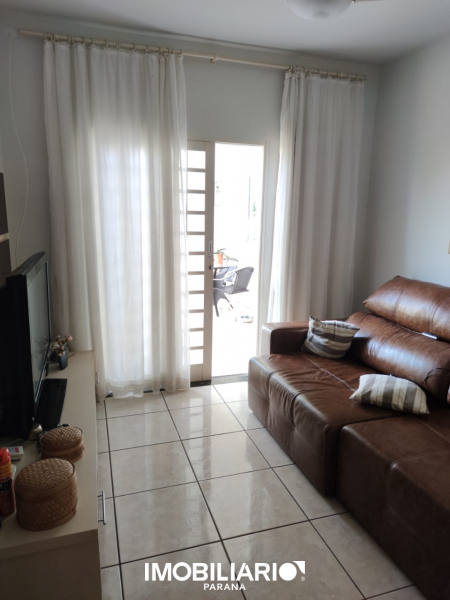 Residência para  Venda em Umuarama pela Delta