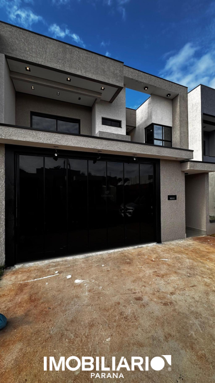 Sobrado para  Venda em Campo Mourão pela Casa fácil