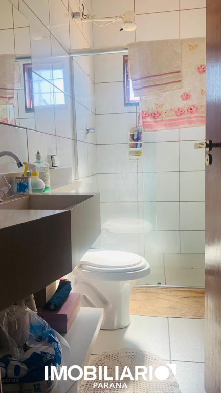 Residência para  Venda em Umuarama pela Elisia Neves