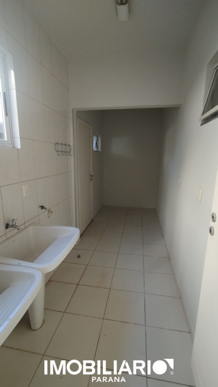 Residência para  Alugar em Umuarama pela Bom Imóveis