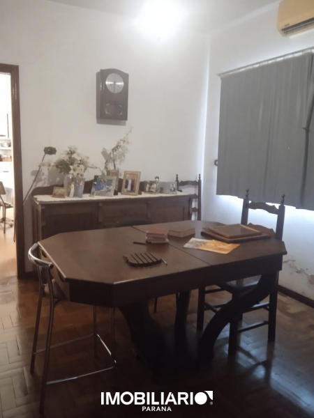 Residência para  Venda em Umuarama pela Caetano & Otávio