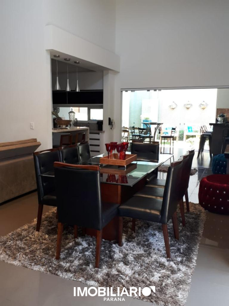 Residência para  Venda em Umuarama pela Ilto Marchi