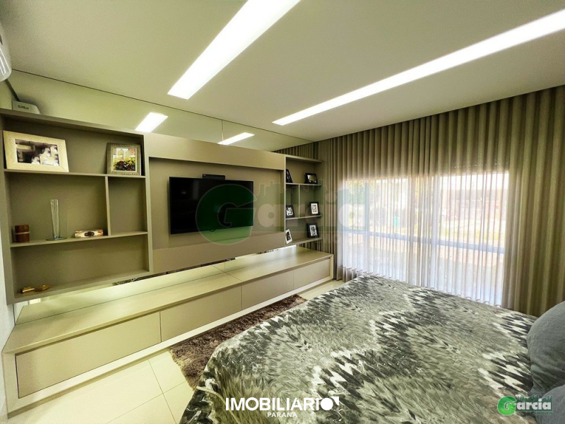 Residência para  Venda em Umuarama pela Garcia Imóveis