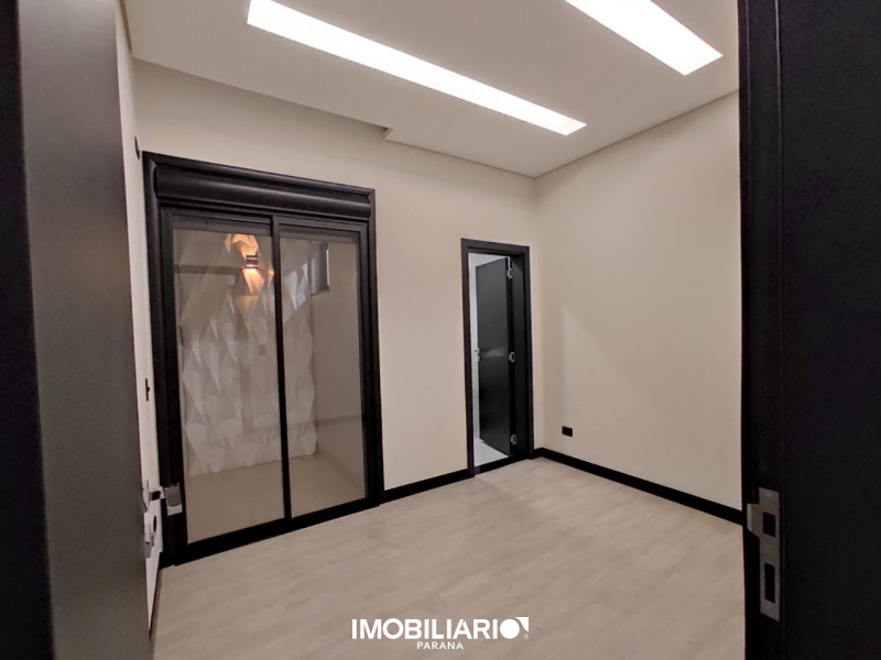 Residência para  Venda em Umuarama pela Paulo Mendes