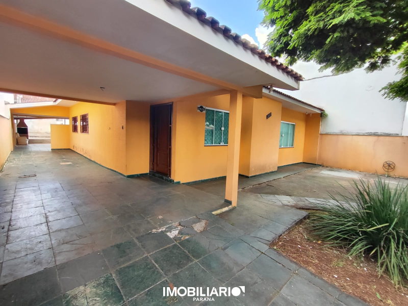 Residência para  Venda em Umuarama pela Delta