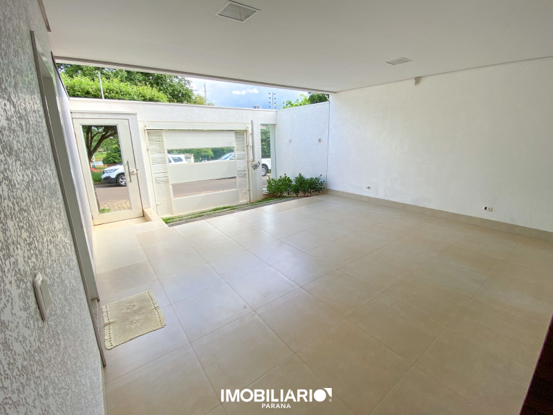 1 SUÍTE MAIS 2 QUARTOS