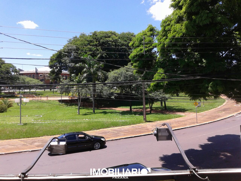 Apartamento para  Venda em Umuarama pela Delta