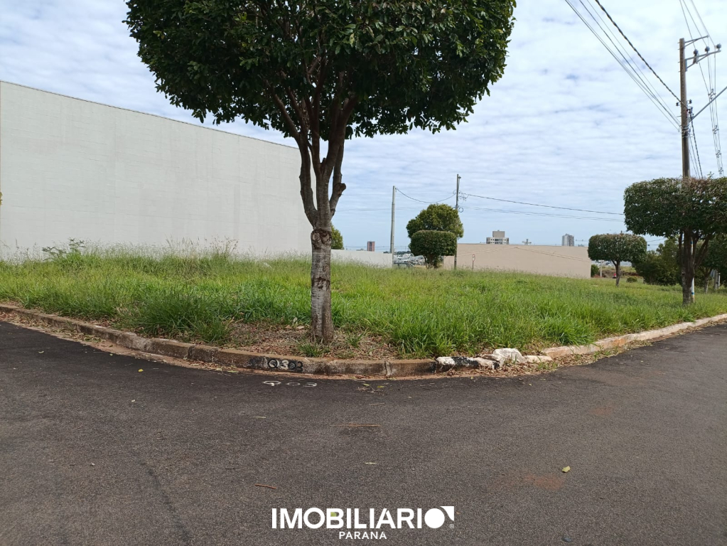 Terreno para  Venda em Umuarama pela ES Corretora