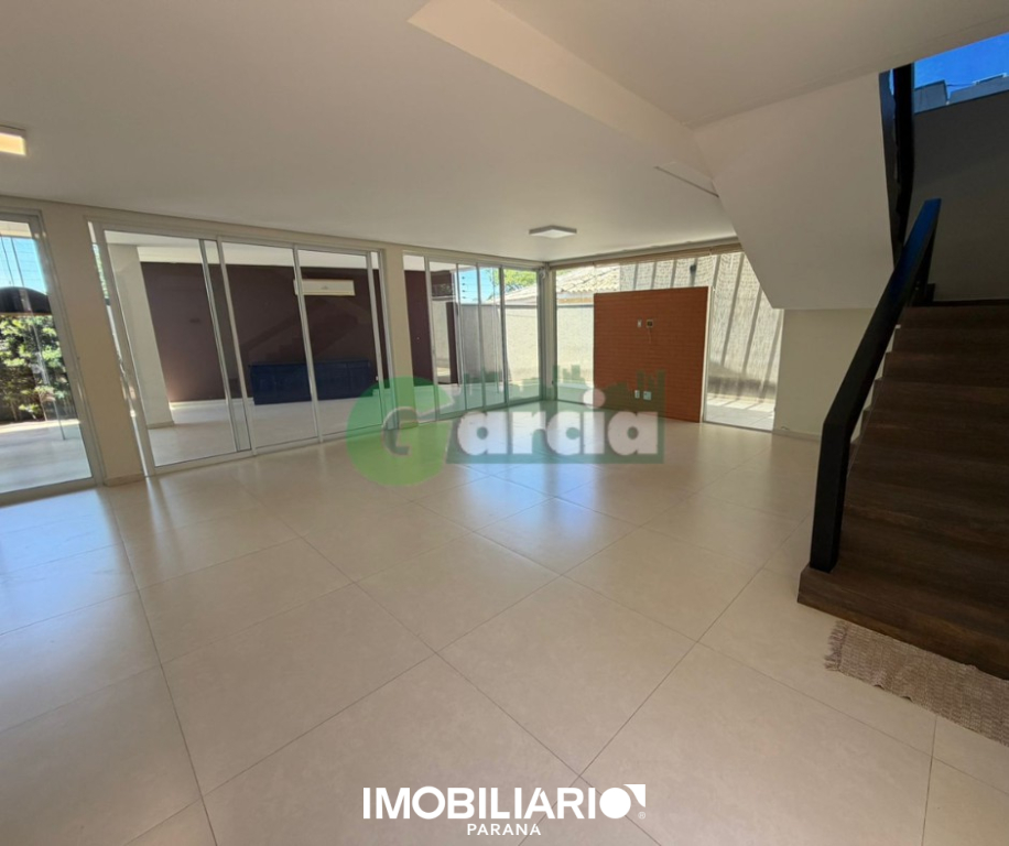 Residência para  Venda em Umuarama pela Garcia Imóveis