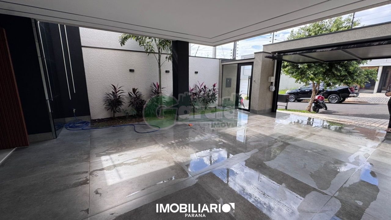 Residência para  Venda em Umuarama pela Garcia Imóveis