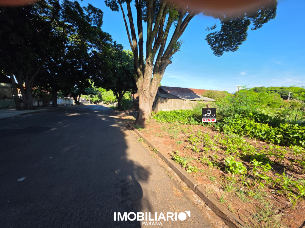 Terreno para  Venda em Umuarama pela Araujo