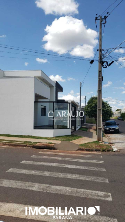 Residência para  Venda em Umuarama pela Araujo