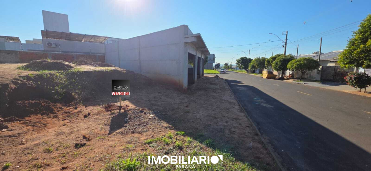 Salão Comercial para  Venda em Umuarama pela Araujo