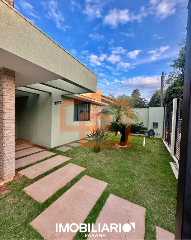 Residência para  Venda em Umuarama pela Peteno Imóveis